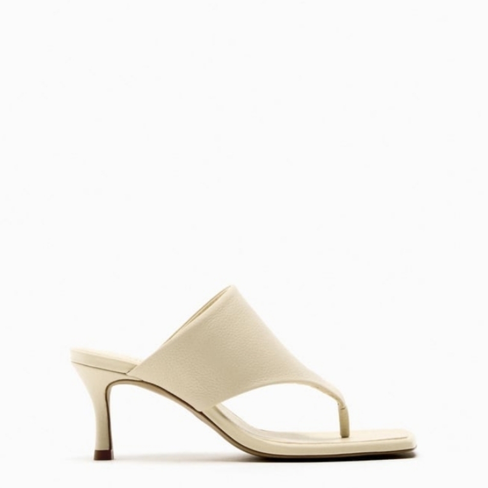 Zara Toe Post Heeled Leather Sandals - Picture 6 of 14